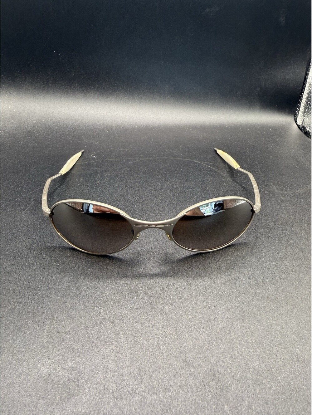 Oakley T Wire Gen 1 Titanium/Titanium Iridium Lenses